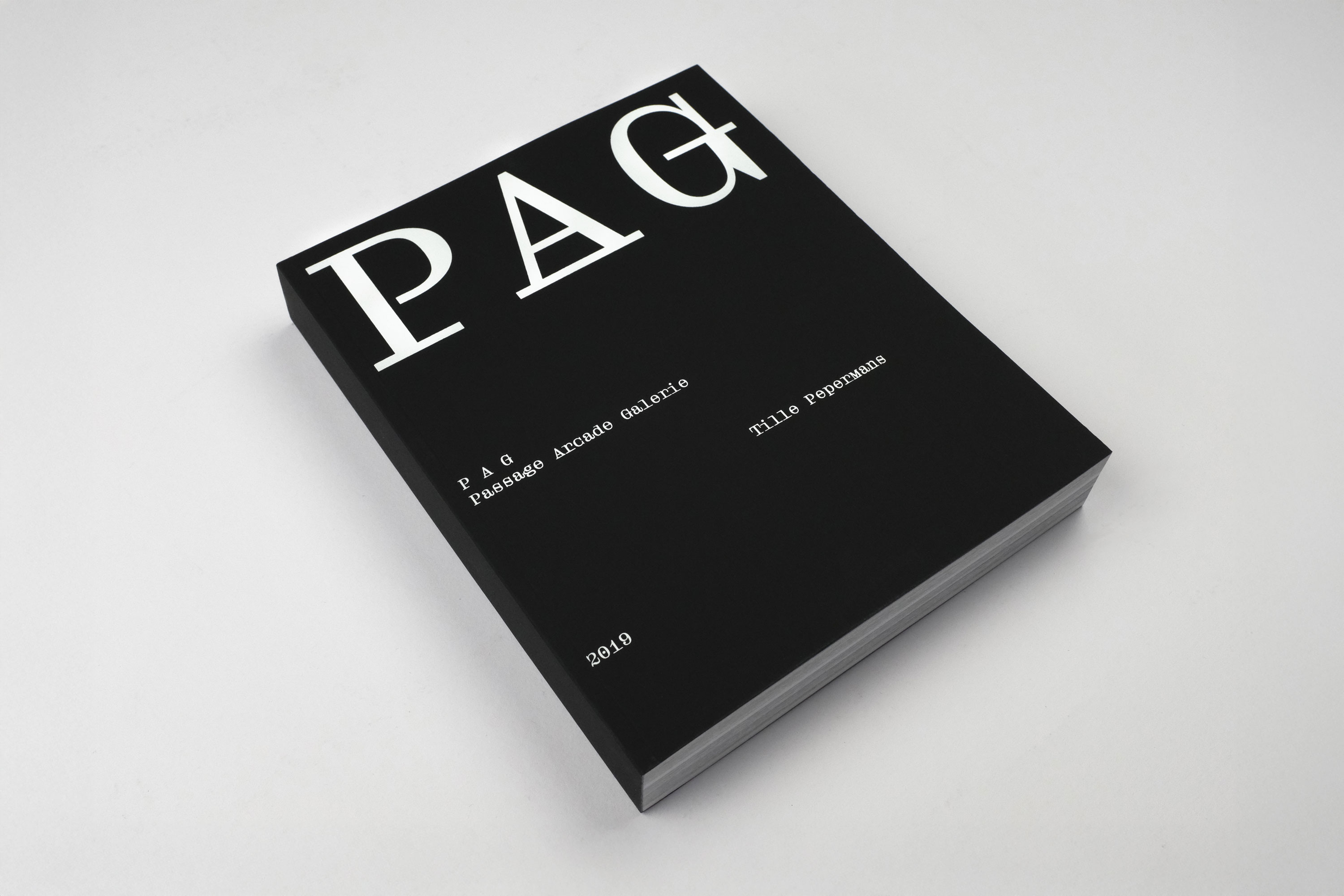Studio Studio PAG book design typography boek ontwerp cover boek